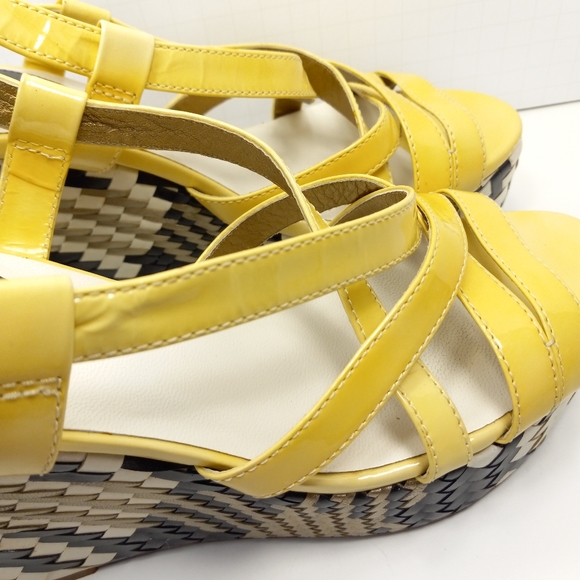 COLE HAAN & Nike Air Genevieve Pale Yellow Patent Sandals w/ Bold Woven Plat… - Picture 9 of 15